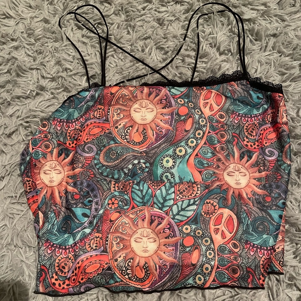 Cropped tank top.